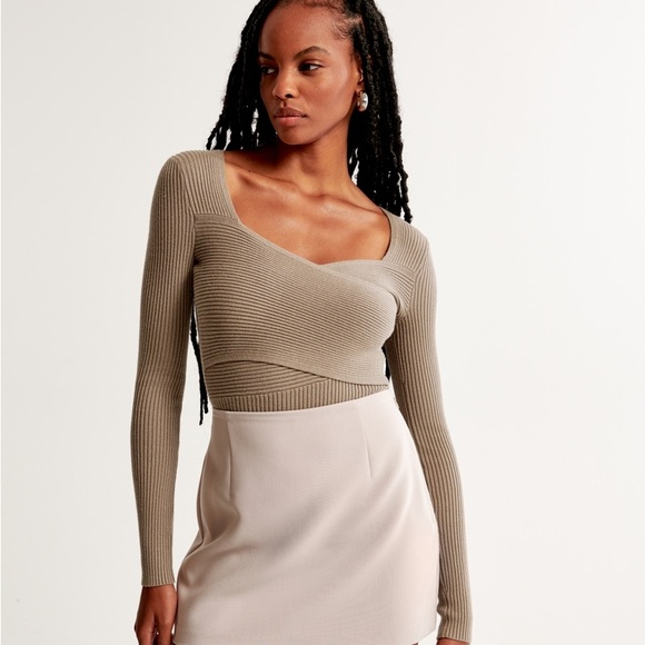 Abercrombie & Fitch Tops - NWOT Abercrombie & Fitch Loxeloft Wrap Bodysuit